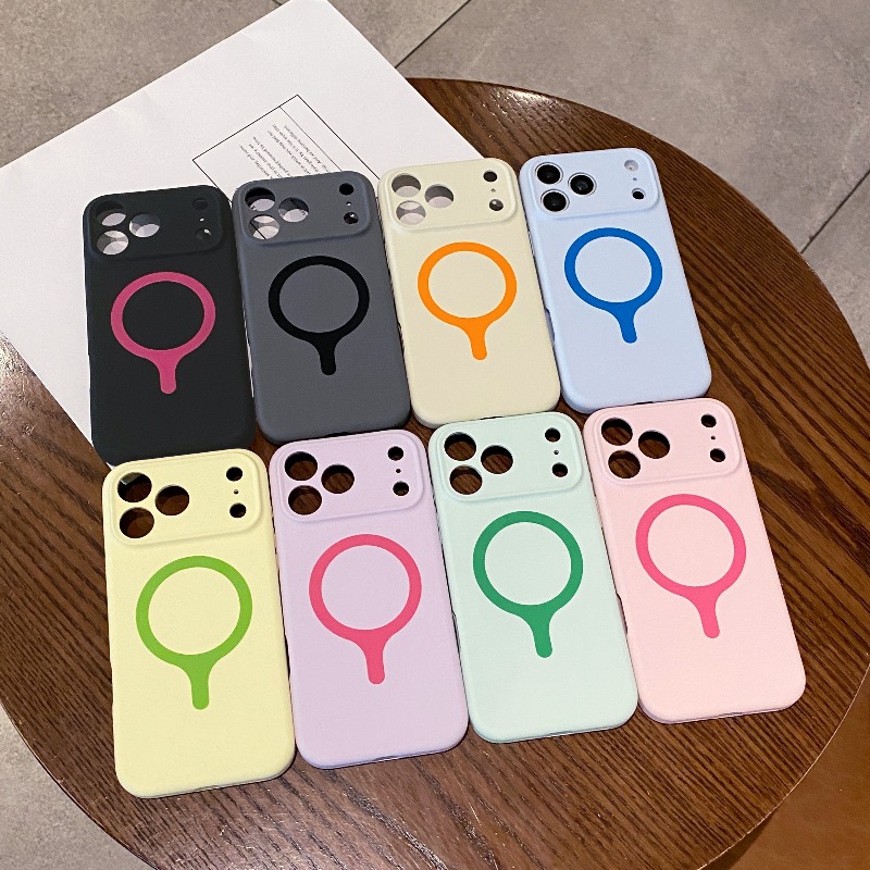 Custodia in Silicone Liquido L - Liquid Silicone Magnetic Phone Case recensione e prezzo